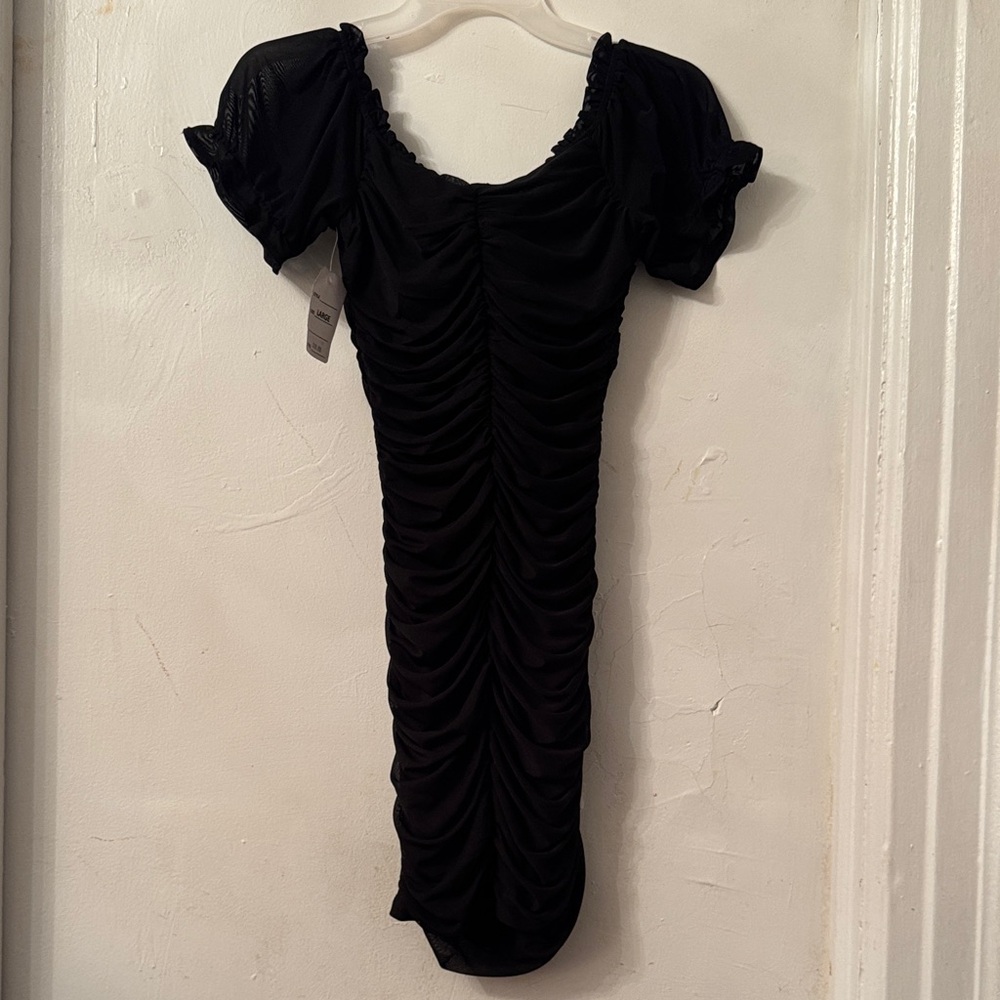 Elegant Black Ruched Dress